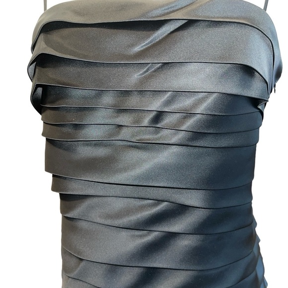 Calvin Klein Women's Dress M Black Spaghetti Straps Layered Side Zip Cocktail - Picture 3 of 8